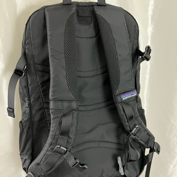 Patagonia Alysen 25L Backpack - Picture 8 of 8